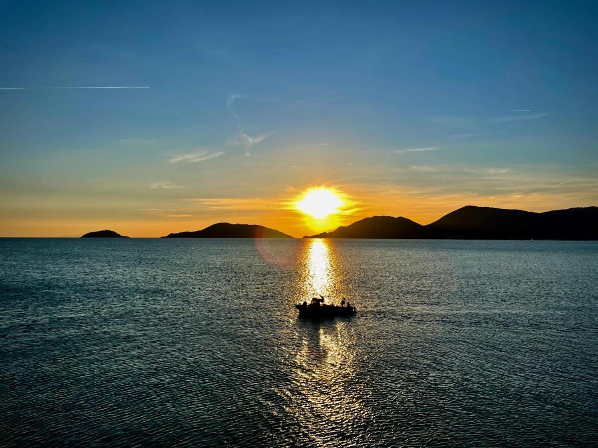 Ferienwohnung Il Sogno Dei Poeti Lerici Exterior foto